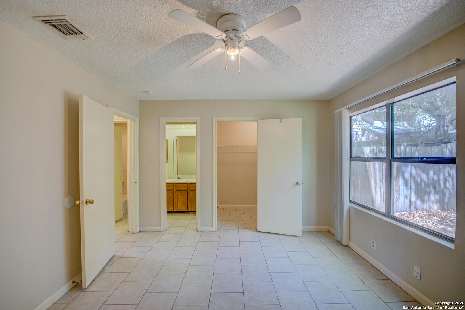 7528 Windsor Oaks, ,  78239 — photo 1