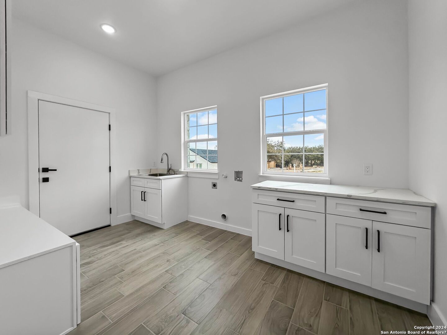111 Jesse Stiff, ,  78606 — photo 1