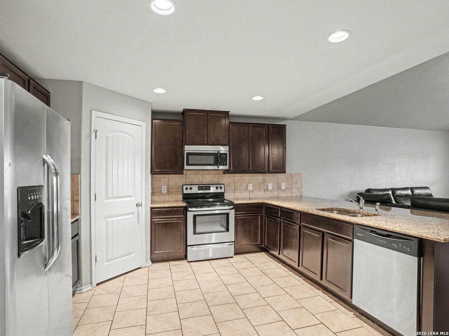 3915 Goliad Ford, ,  78222 — photo 1