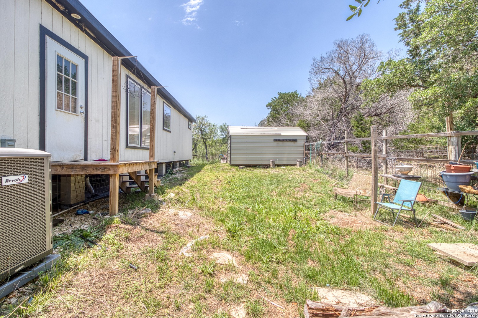 605 Seth Circle, ,  78003 — photo 1