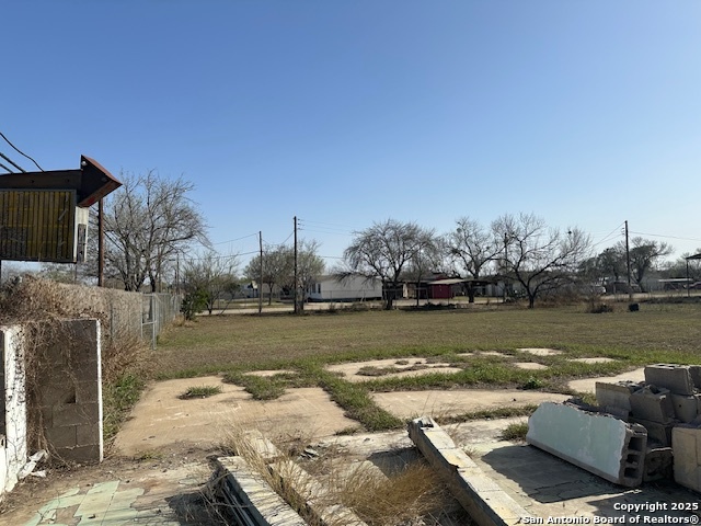 98 Edwards, ,  78011 — photo 1