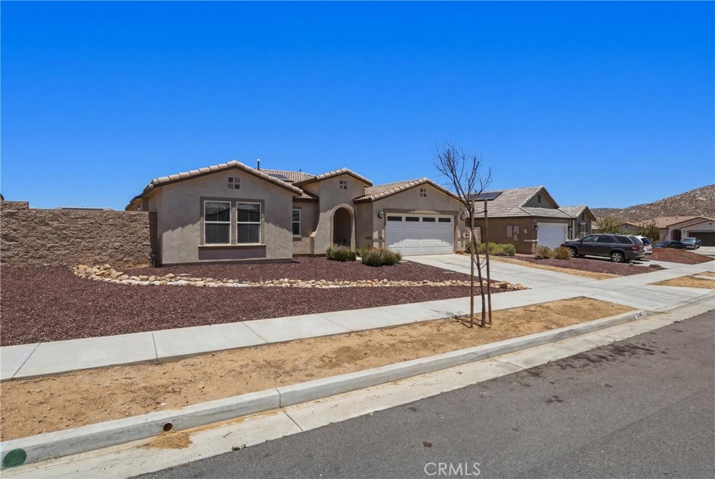 570 Farmstead, Hemet, CA 92543 — photo 1