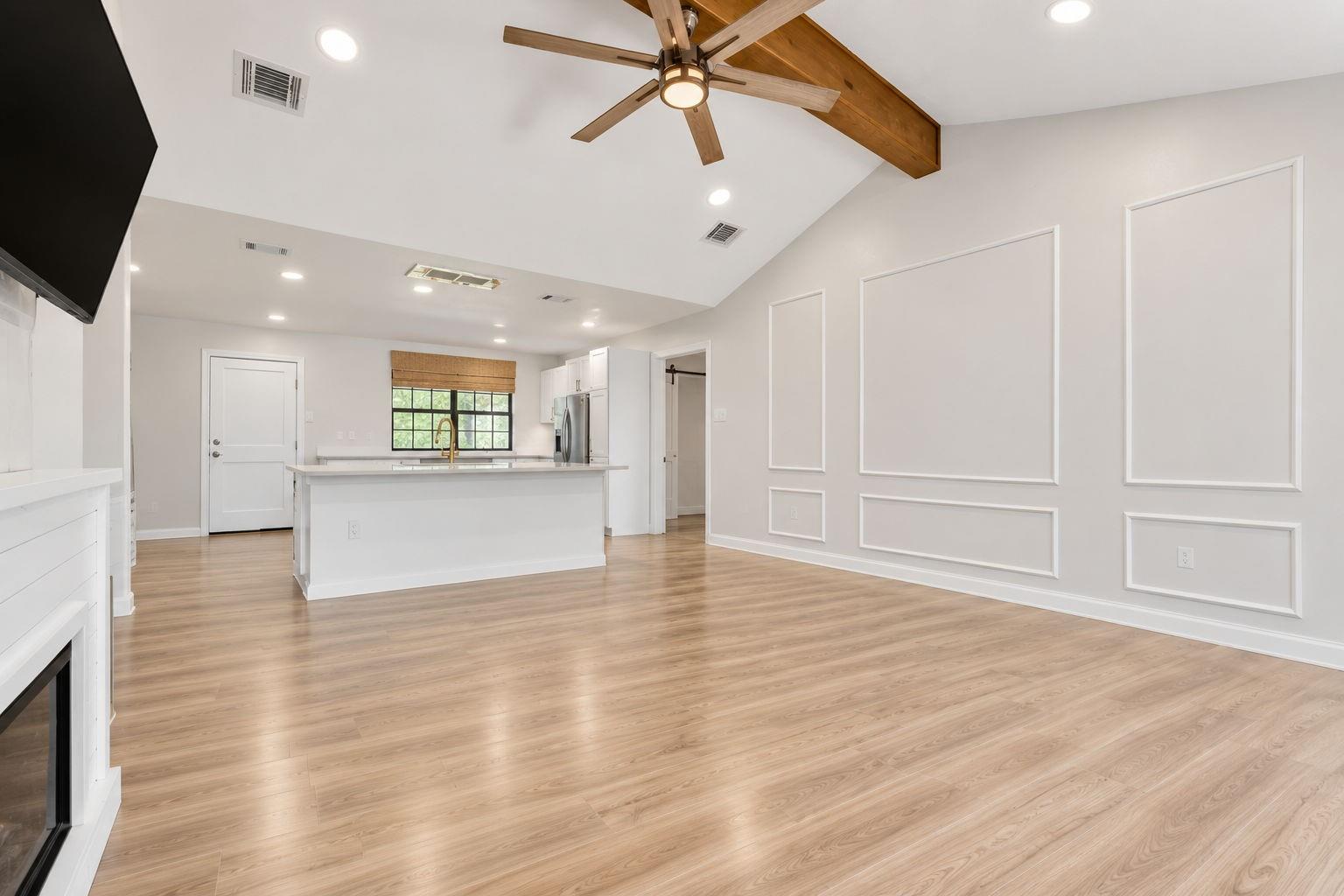308 River Hills Dr, San Marcos, TX 78666 — photo 1