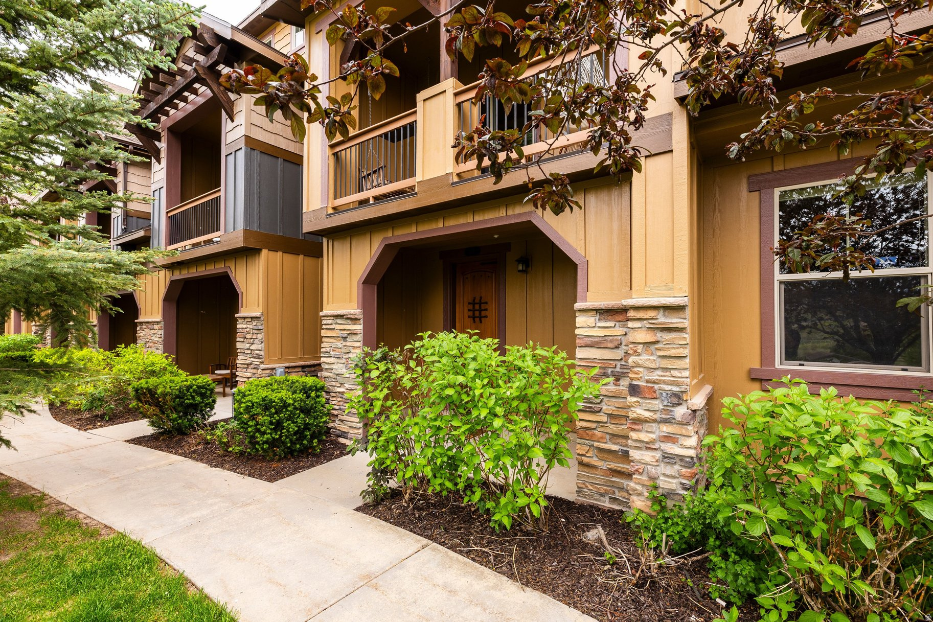874 CARVING EDGE CT, Kamas, UT 84036 — photo 1