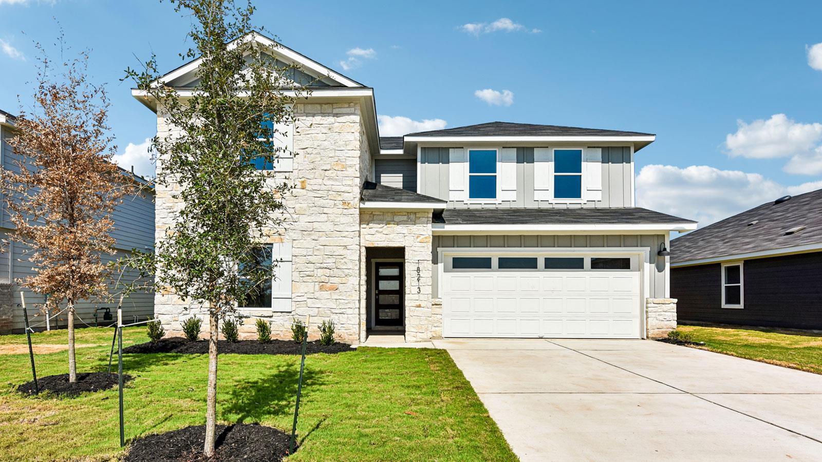 18213  Blazing Ranch Ln, Manor, TX 78653 — photo 1