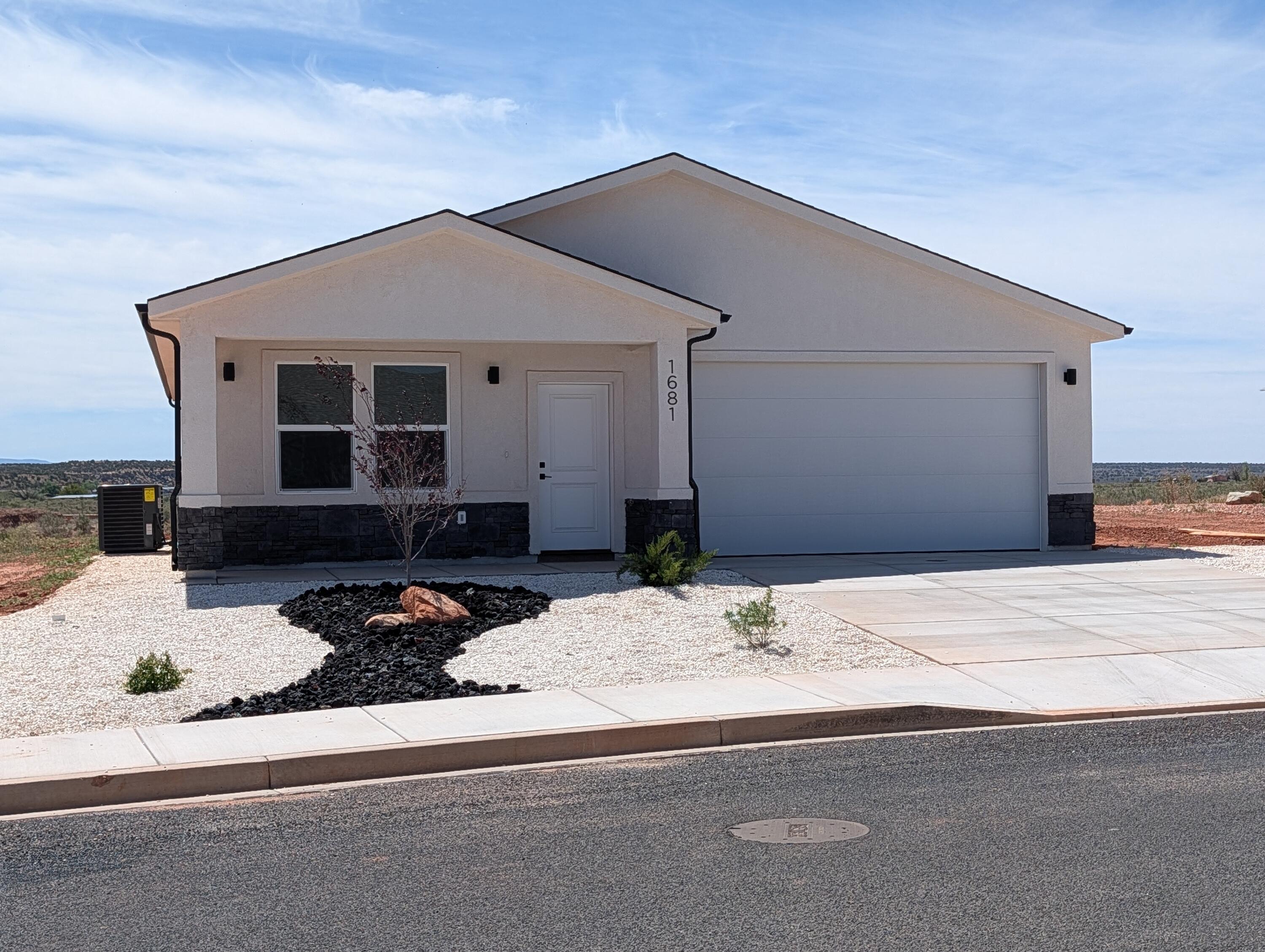 1681 E Creekside DR, Kanab, UT 84741 — photo 1