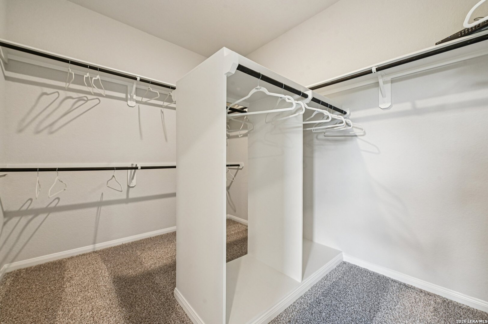180 Firewheel Loop, ,  78114 — photo 1