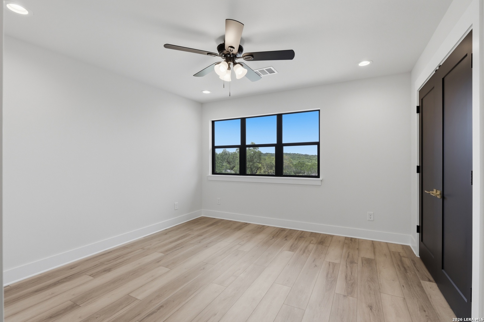 166 Restless Wind, ,  78070 — photo 1