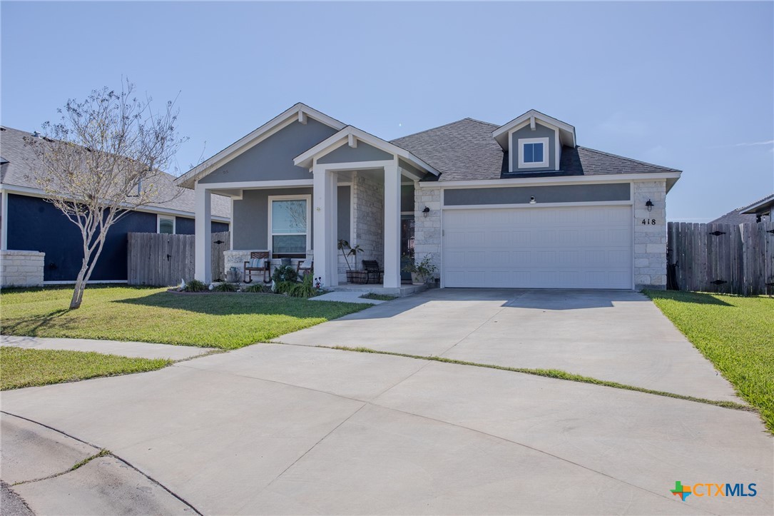 418 Brushy Creek, Victoria, TX 77904 — photo 1