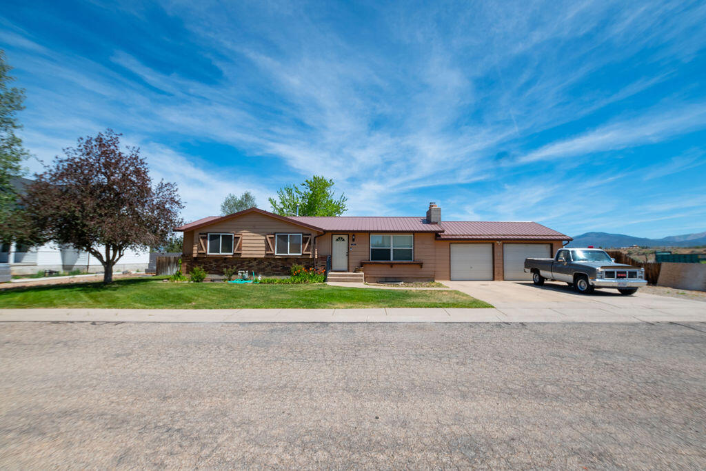 191 E 1000 North ST, Beaver, UT 84713 — photo 1