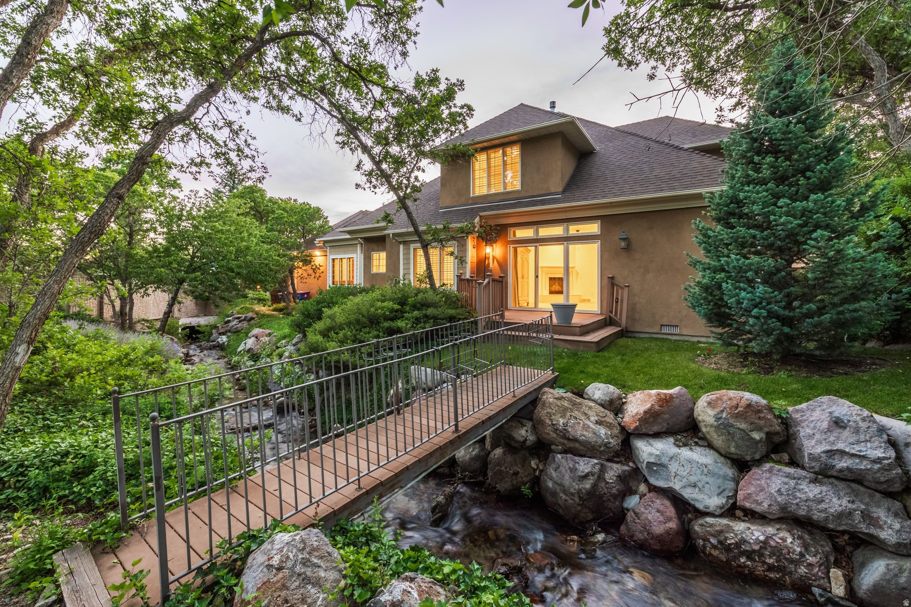 3467 E DANISH RD, Cottonwood Heights, UT 84093 — photo 1