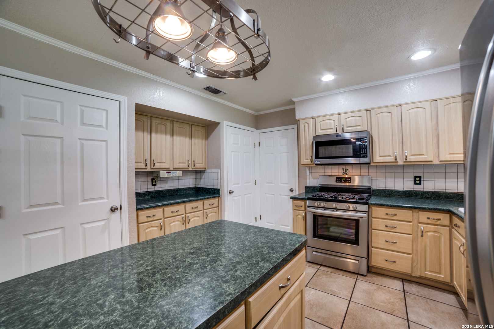 5815 FAWN VALLEY DR, , 78242 — photo 1