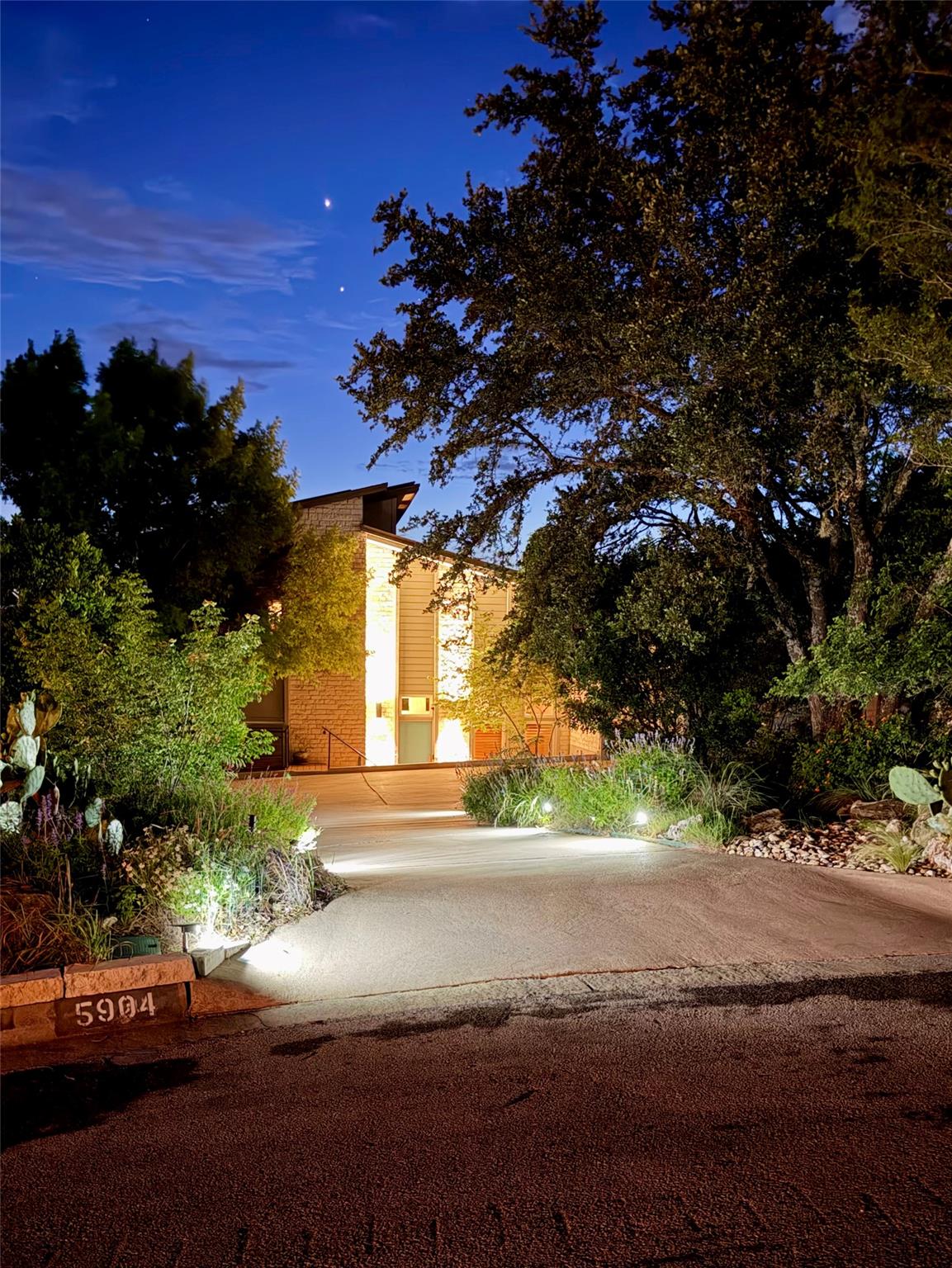 5904 SPARTAN, Austin, TX 78759 — photo 1