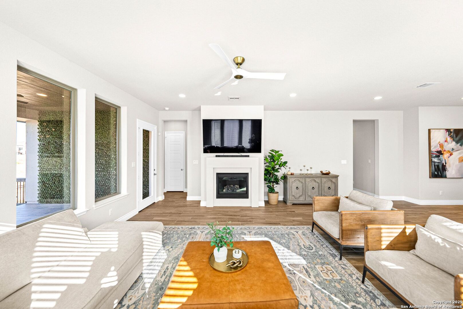 306 Navarro, ,  78006 — photo 1