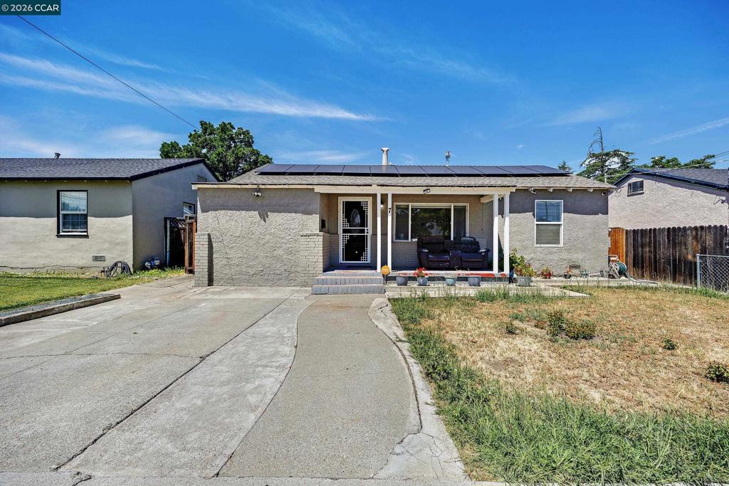 7 Lawrence Ave, Antioch, CA 94509 — photo 1