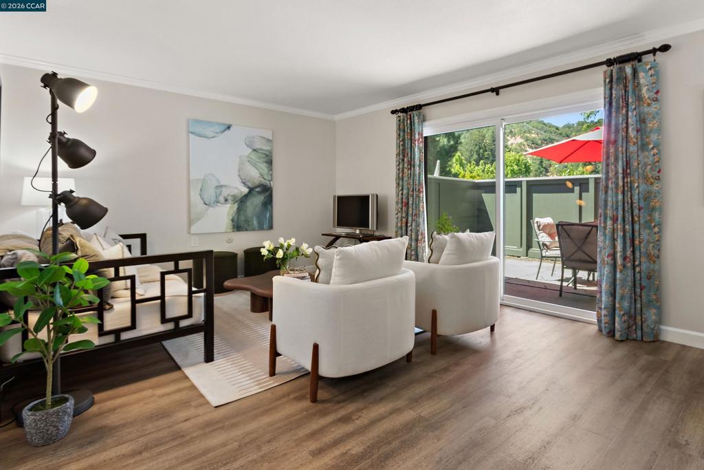 1500 Golden Rain Rd 1, Walnut Creek, CA 94595 — photo 1