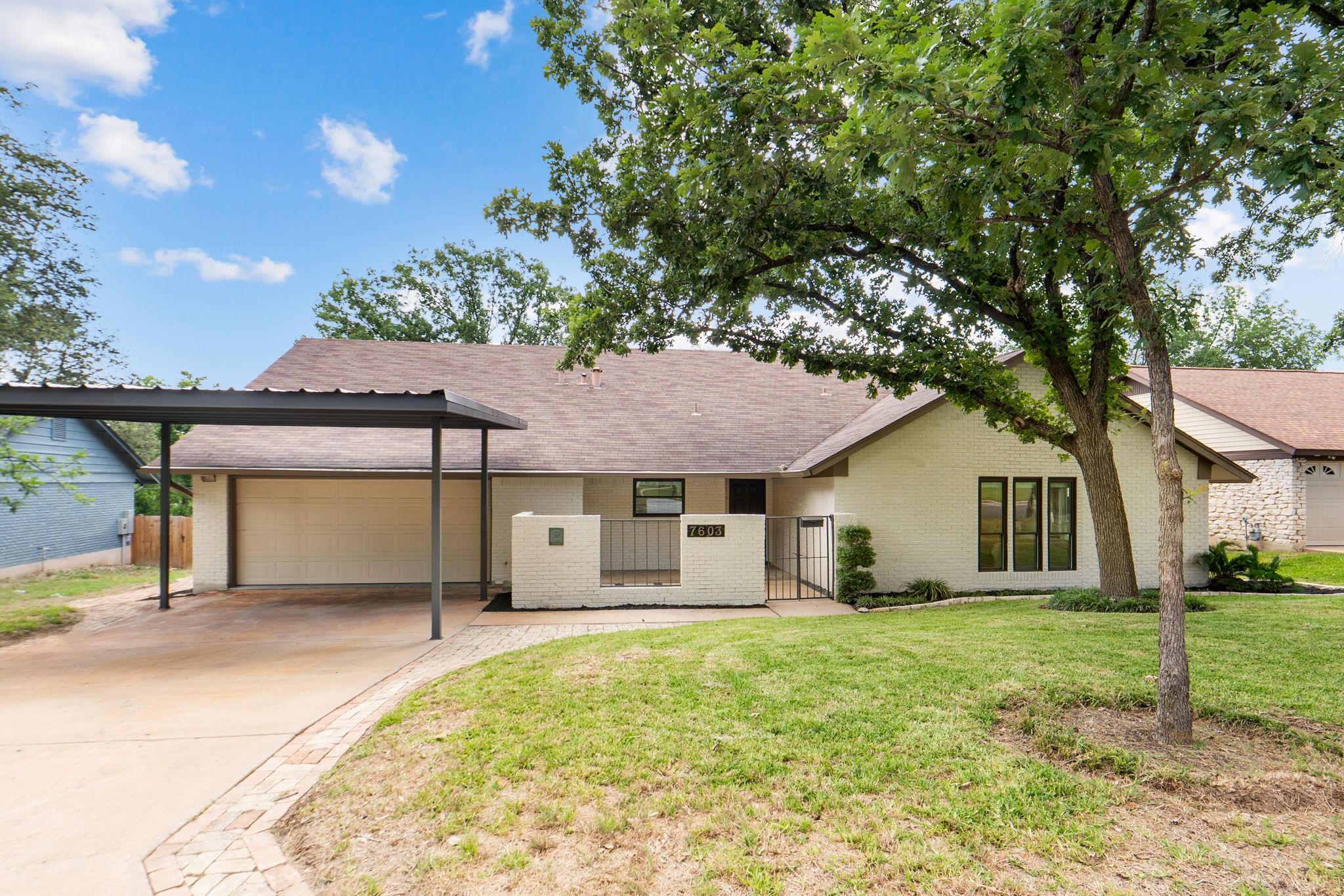 7603 Barcelona, Austin, TX 78752 — photo 1