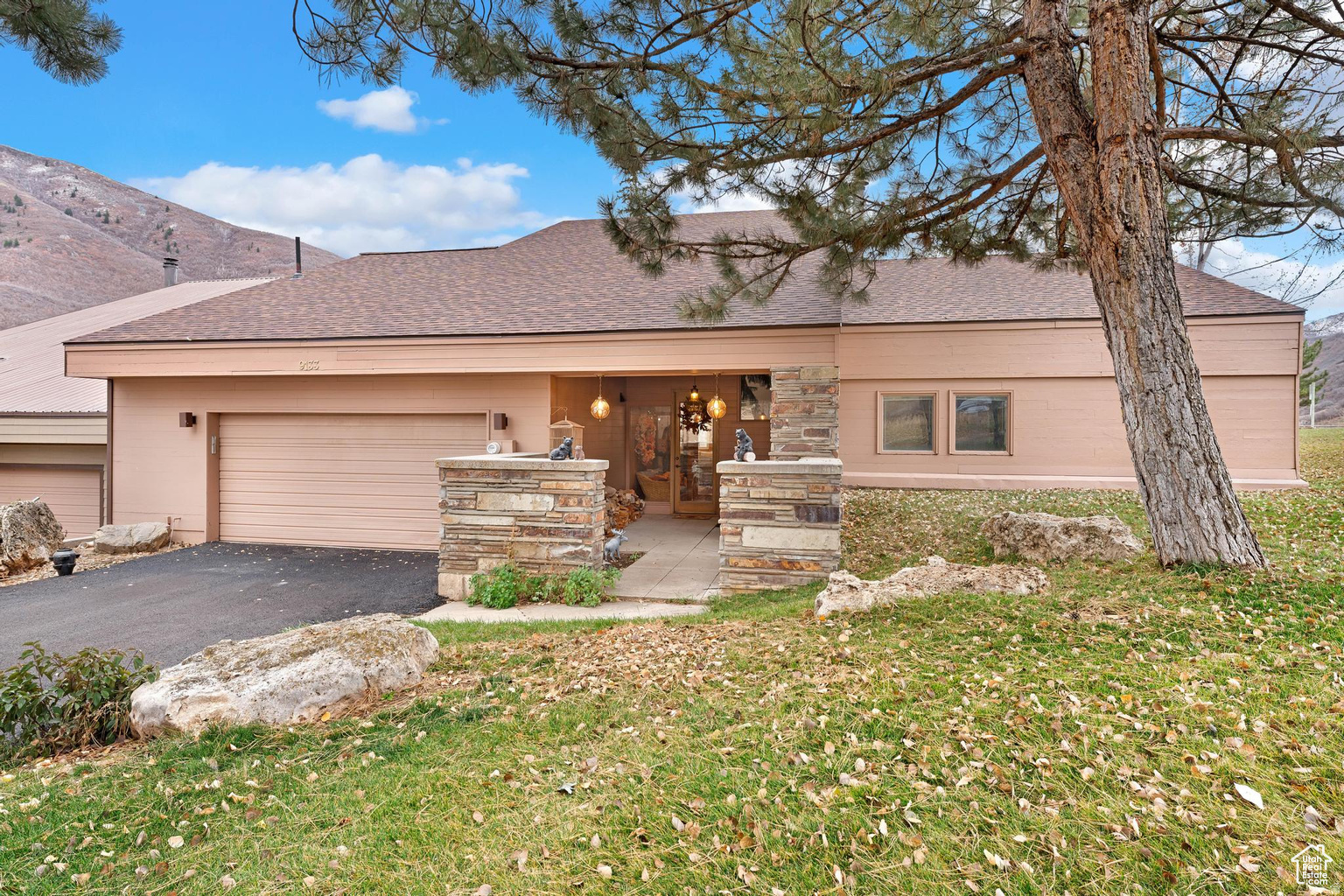 9133 ELDERBERRY LN, Sundance, UT 84604 — photo 1