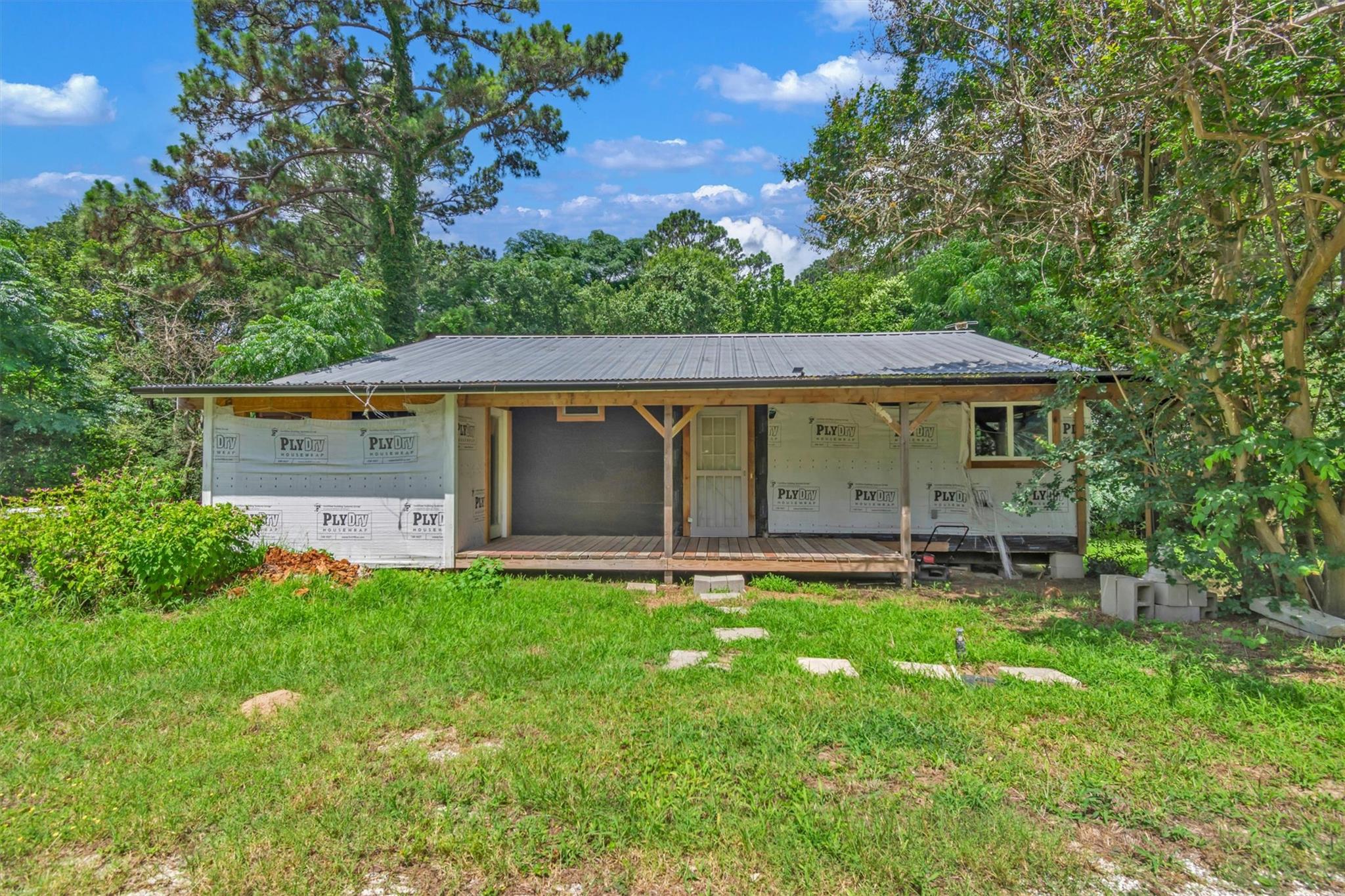 106 Quinton Allen, Bastrop, TX 78602 — photo 1