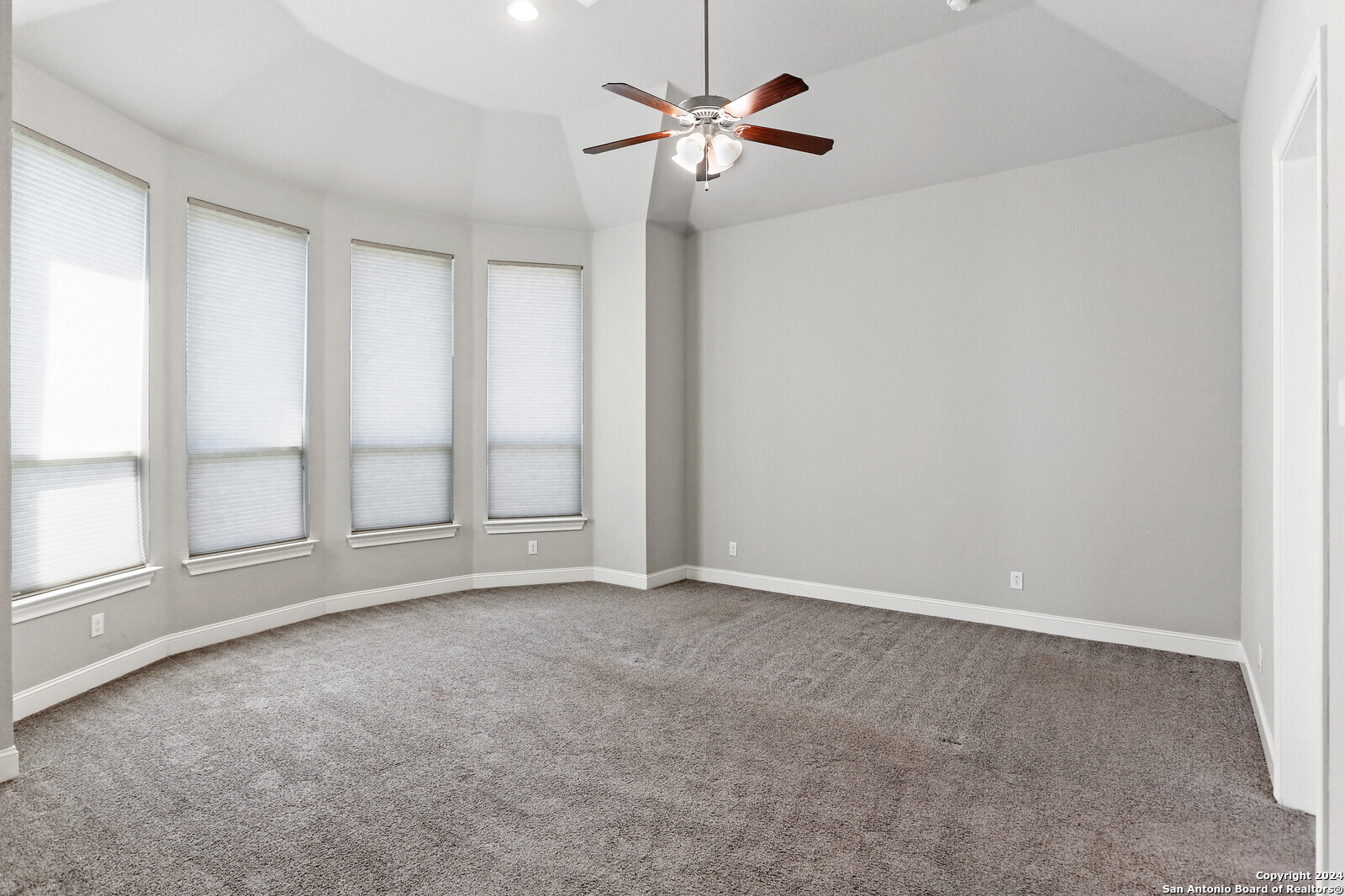 25843 SCENIC ROCK, ,  78255 — photo 1