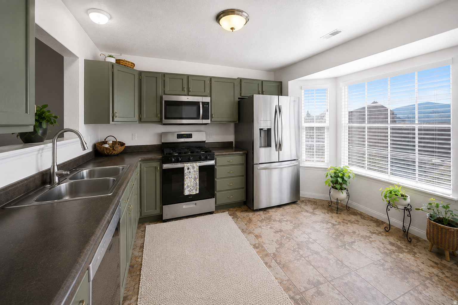 780 E HAMLET CIR, Midway, UT 84049 — photo 1