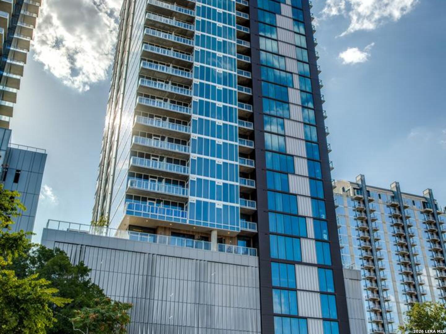48 EAST AVE, Austin, TX 78701 — photo 1