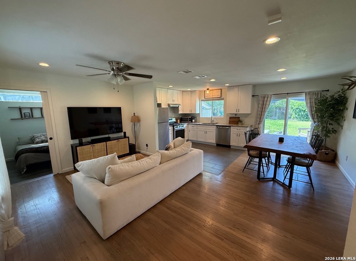115 Addax Dr., San Antonio, TX 78213 — photo 1