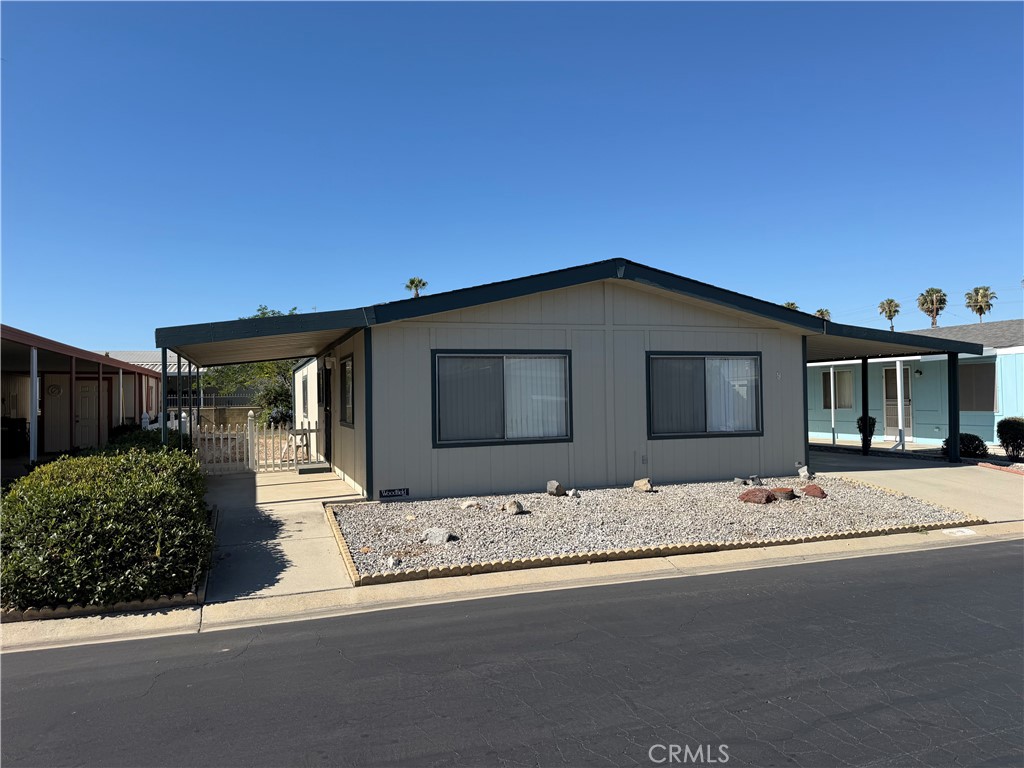 1250 N Kirby Street 9, Hemet, CA 92545 — photo 1