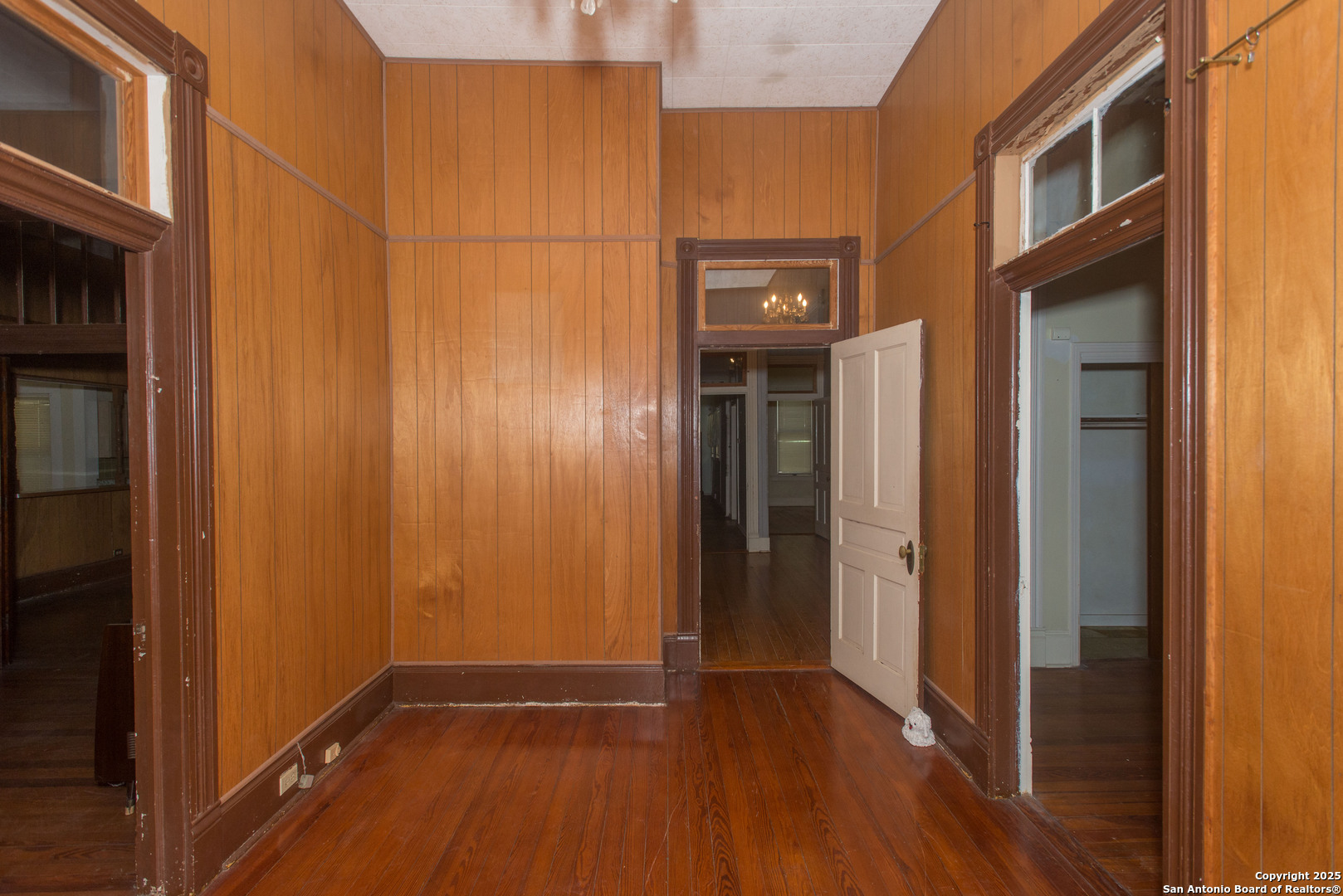 218 Cedar, ,  78210 — photo 1