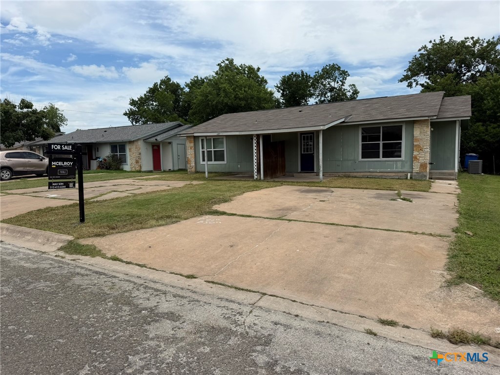 512 Lenora Drive, Taylor, TX 76574 — photo 1