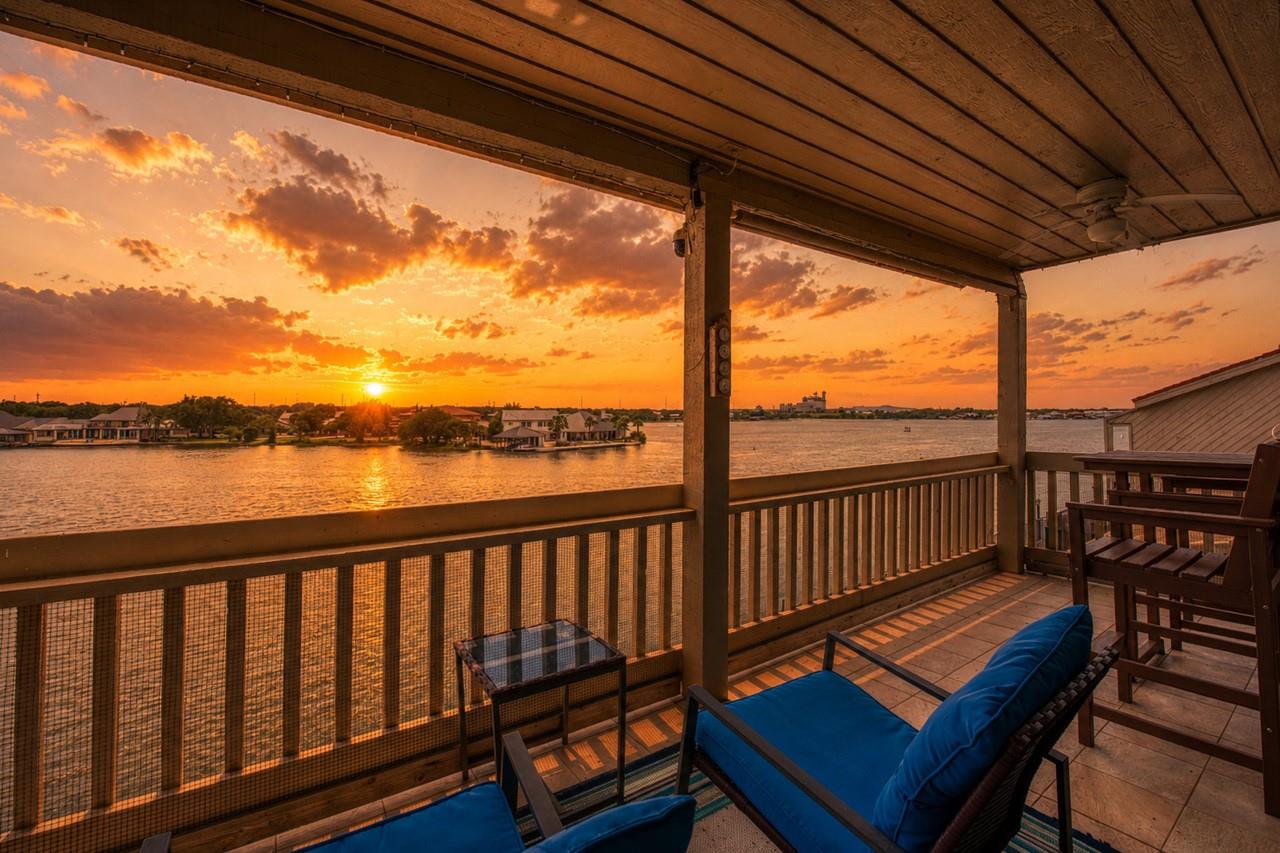 1100 The Cape, Horseshoe Bay, TX 78657 — photo 1