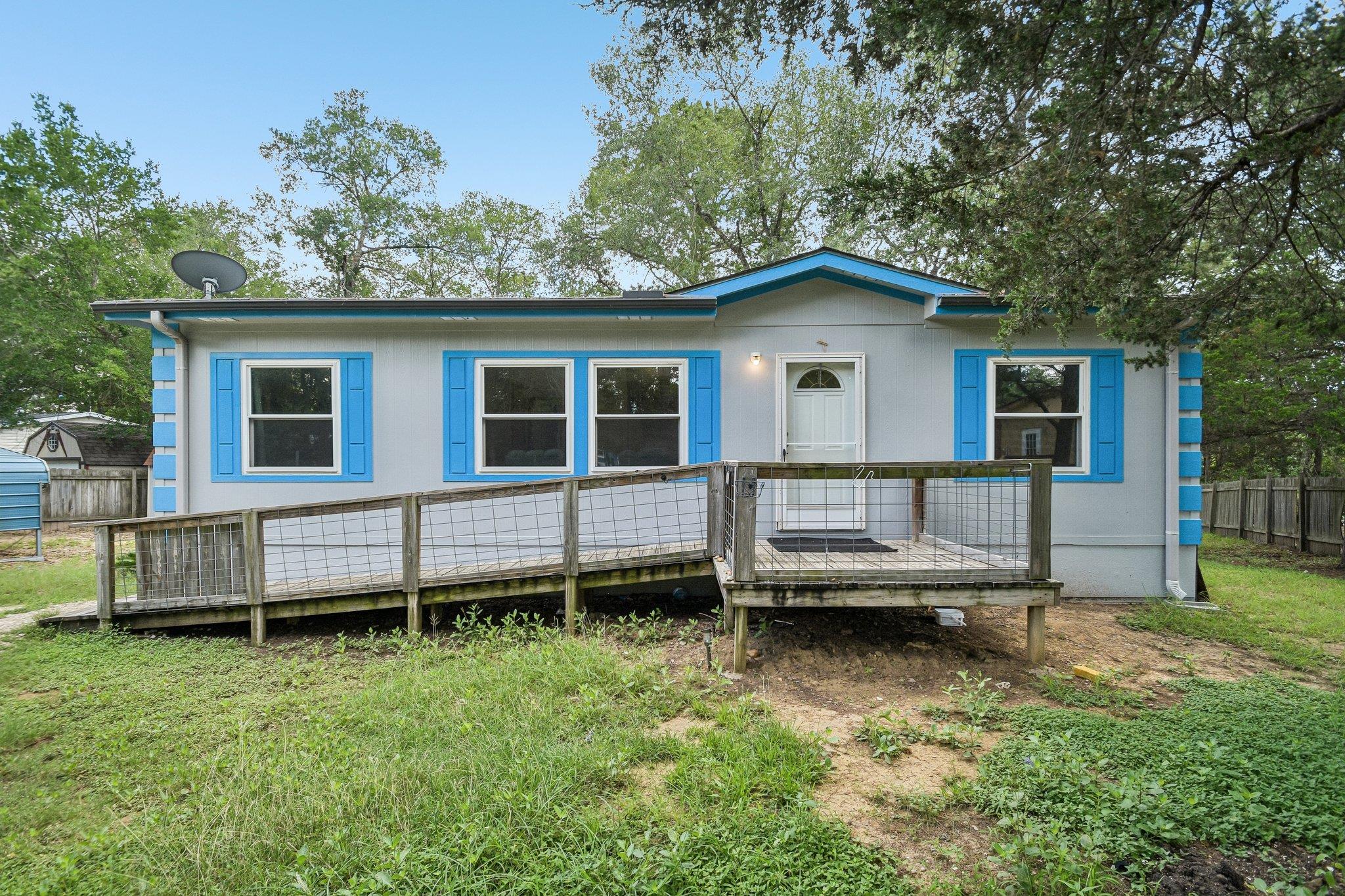139 Meadow Creek, Bastrop, TX 78602 — photo 1
