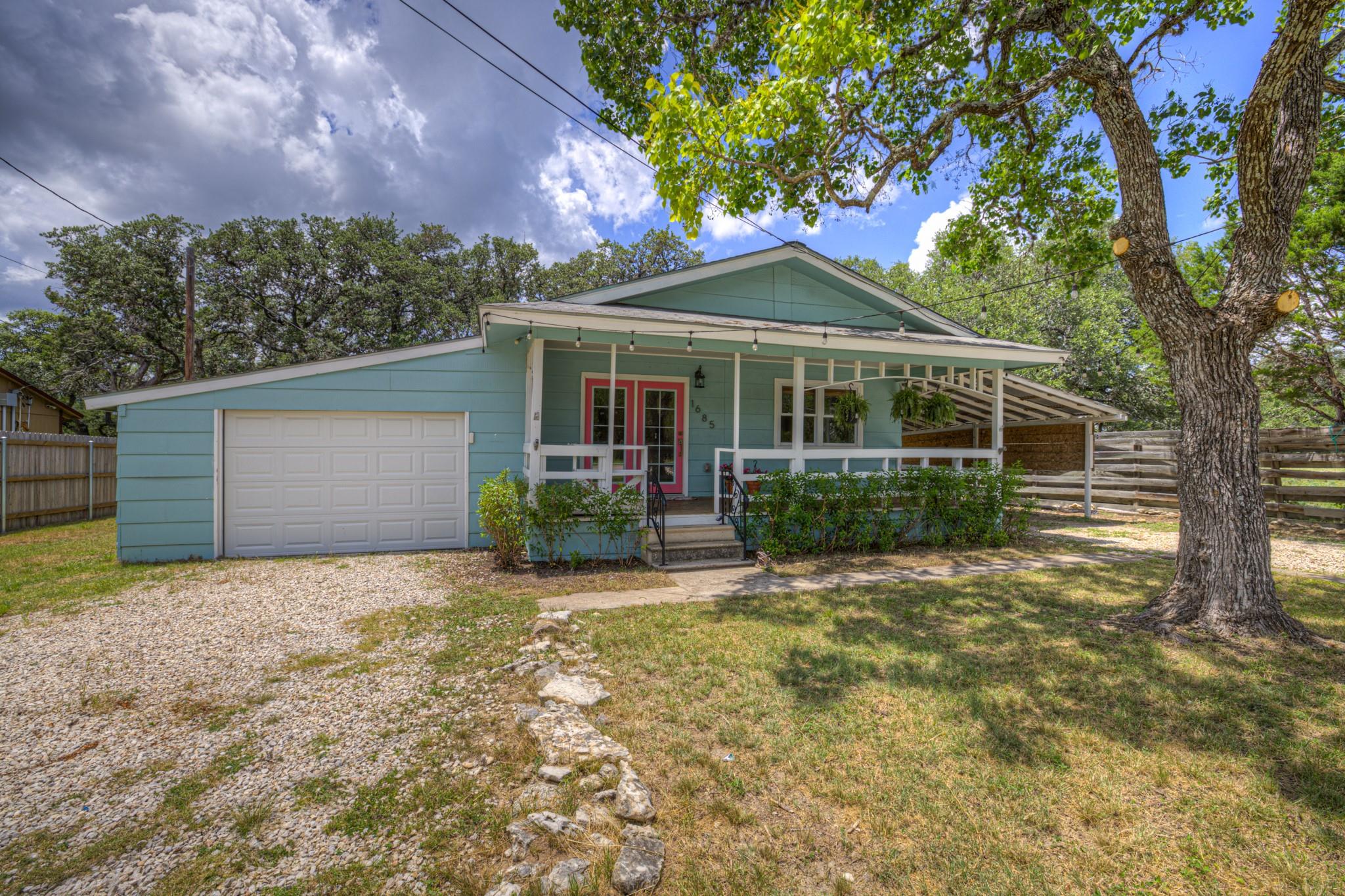 1685 LAKEVIEW, Canyon Lake, TX 78133 — photo 1
