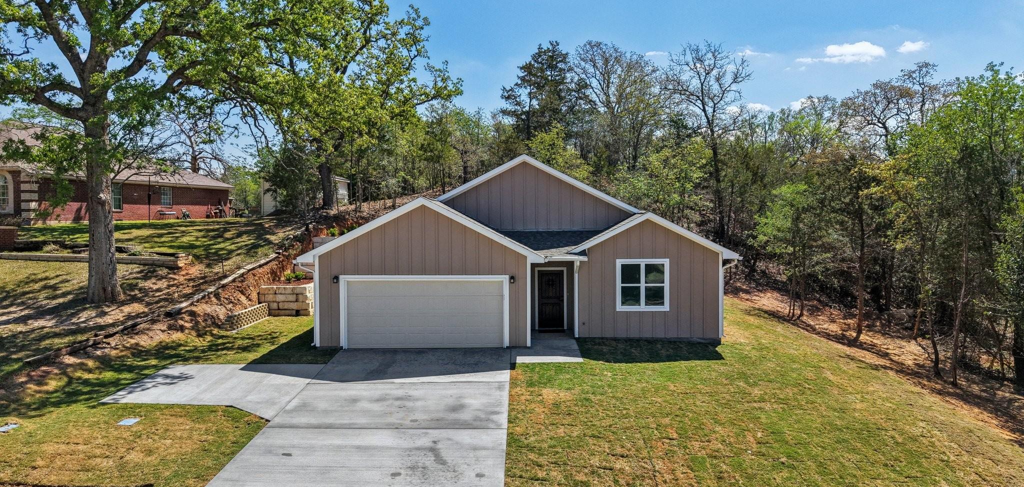 473 Tahitian, Bastrop, TX 78602 — photo 1