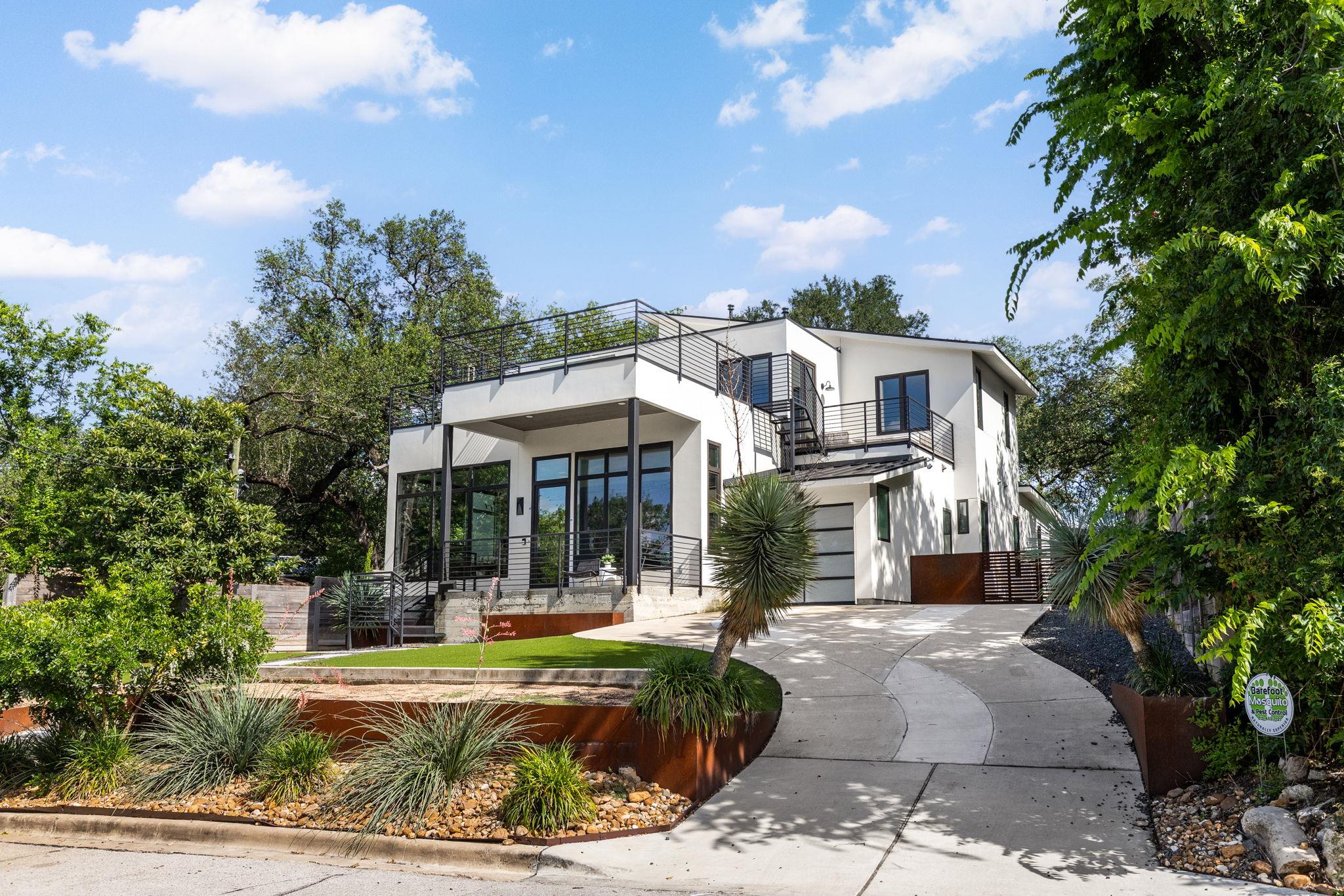 1117  Reagan Ter, Austin, TX 78704 — photo 1