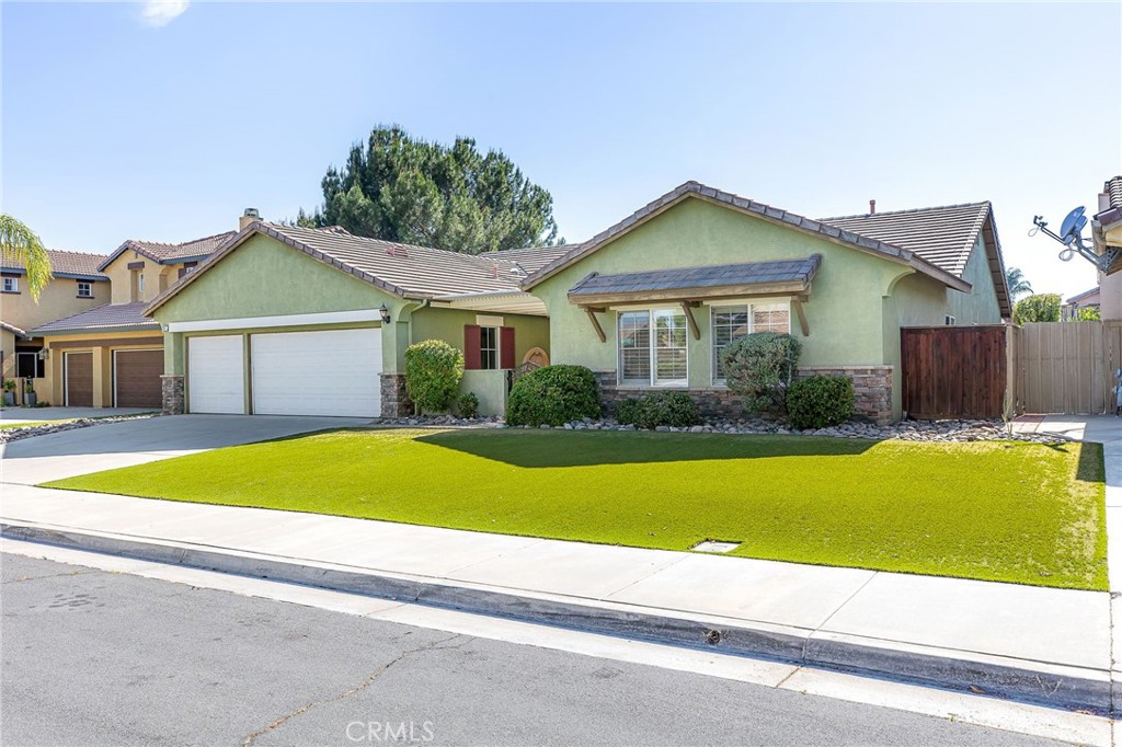 35841 Avignon Court, Winchester, CA 92596 — photo 1