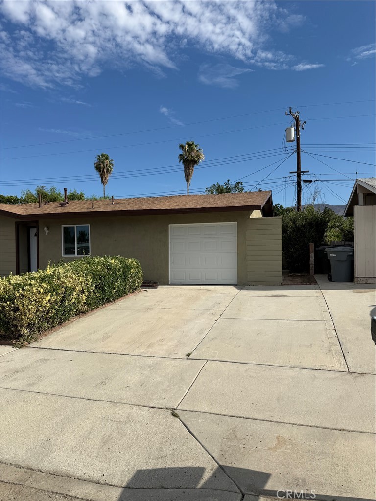 367 E Shaver Street, San Jacinto, CA 92583 — photo 1