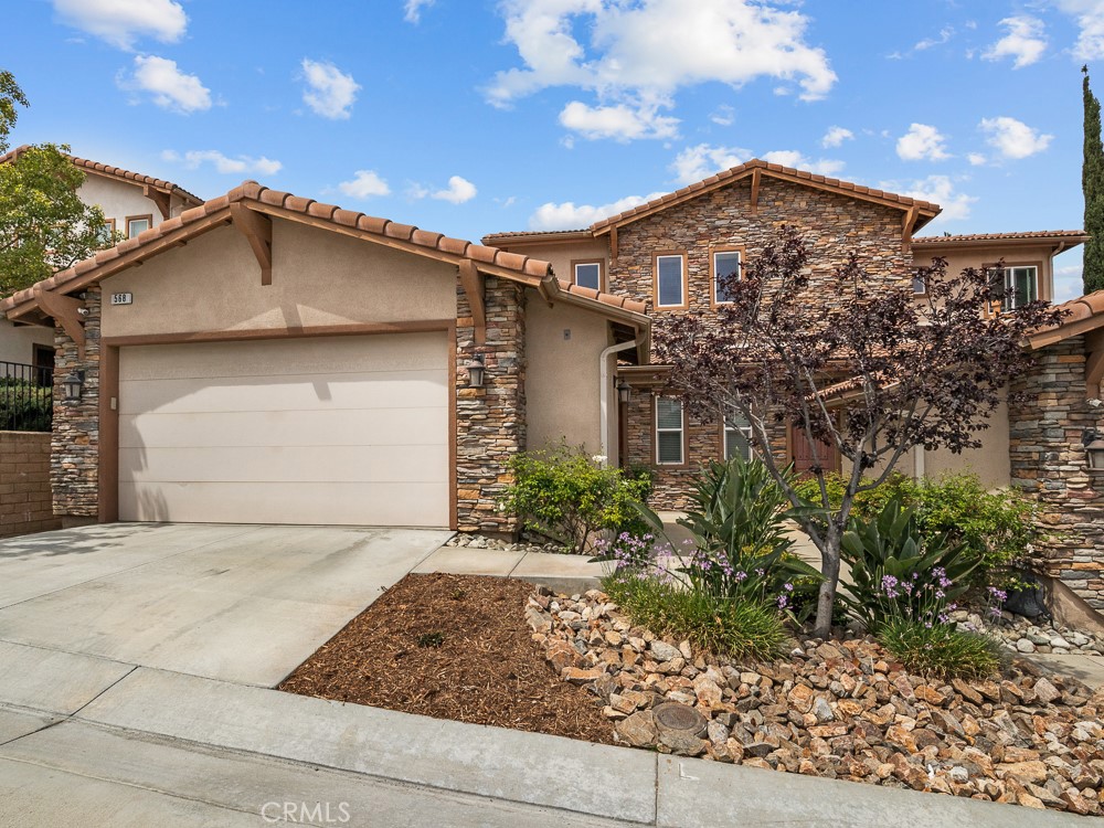 568 Via Pueblo, Riverside, CA 92507 — photo 1