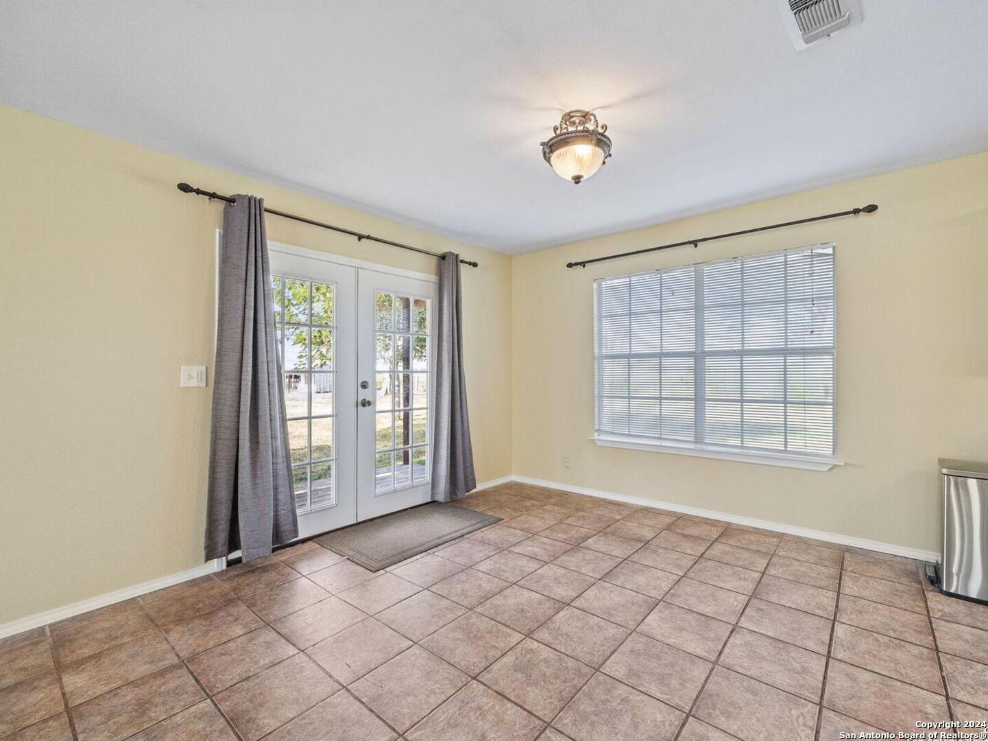 17445 Fm 463, ,  78059 — photo 1