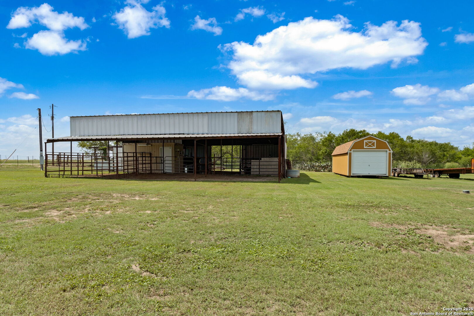 788 County Road 140, ,  78114 — photo 1