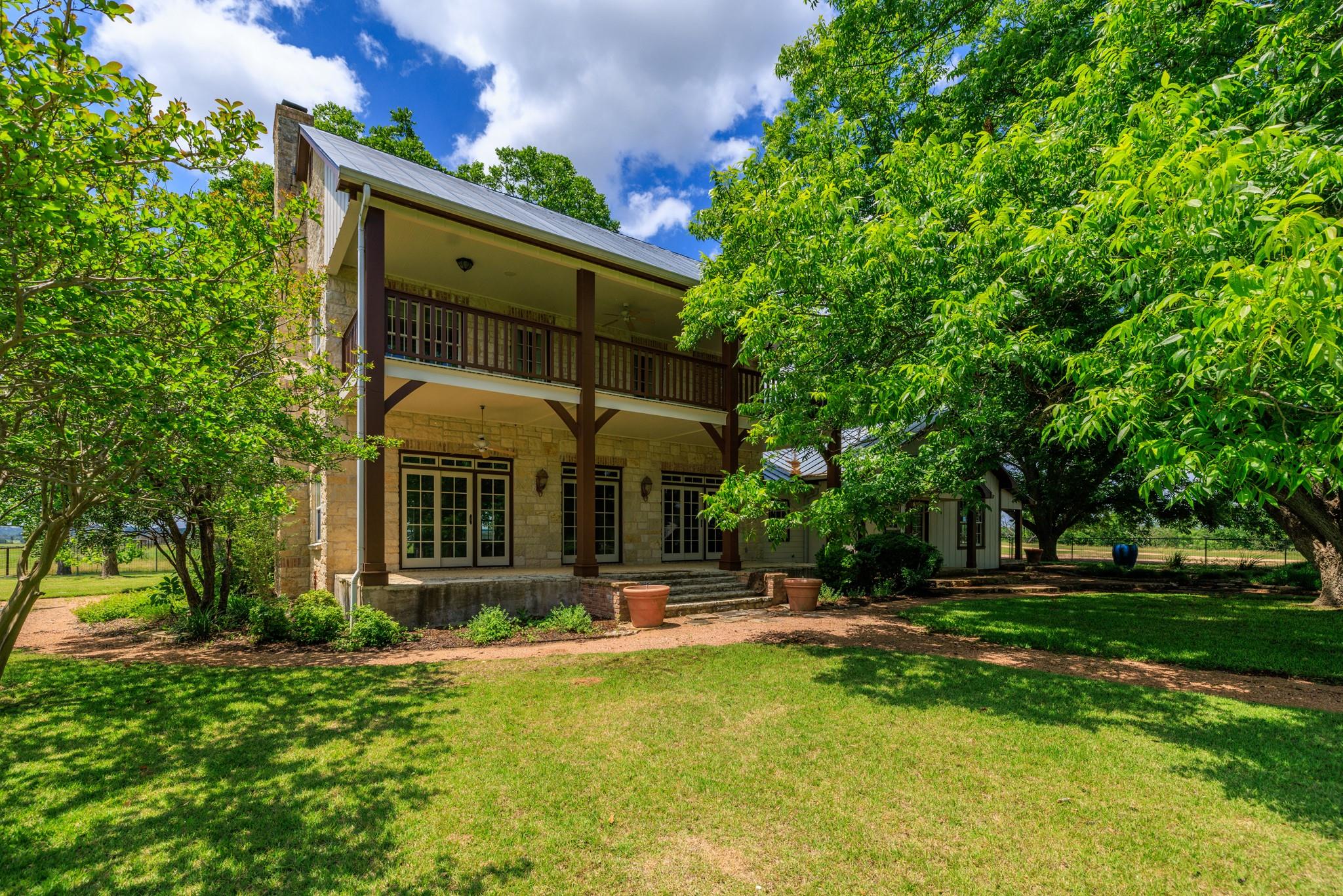 249 Eureka, Fredericksburg, TX 78624 — photo 1