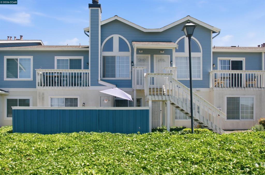 90 Glenwood, Hercules, CA 94547 — photo 1