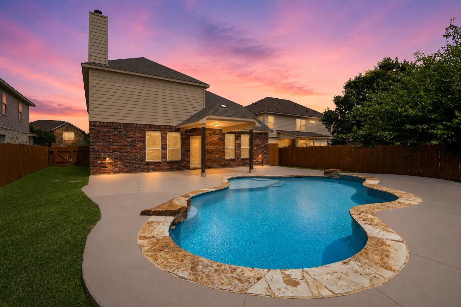 117 Emory Fields, Hutto, TX 78634 — photo 1