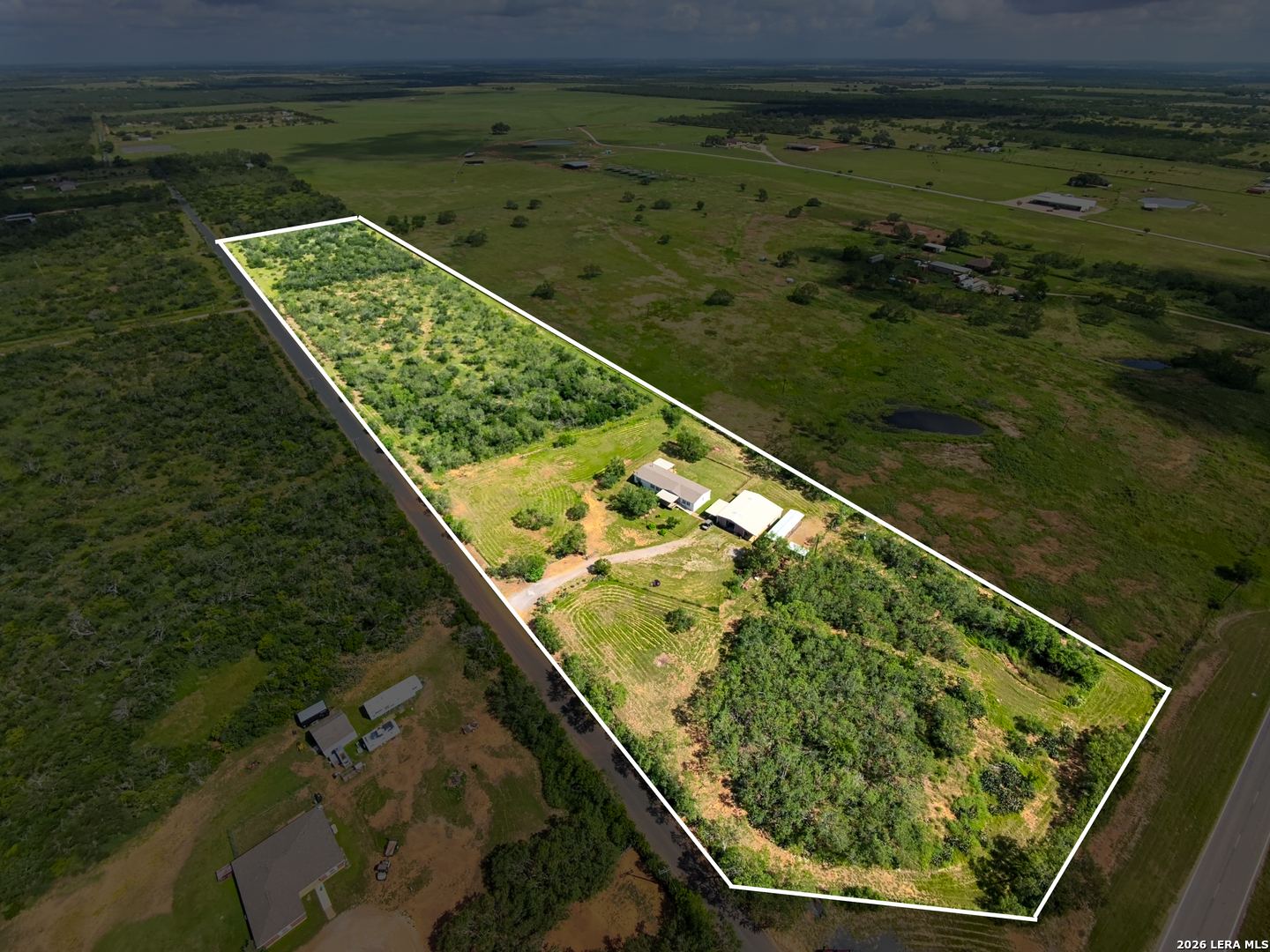 4780 COUNTY ROAD 307, Jourdanton, TX 78026 — photo 1