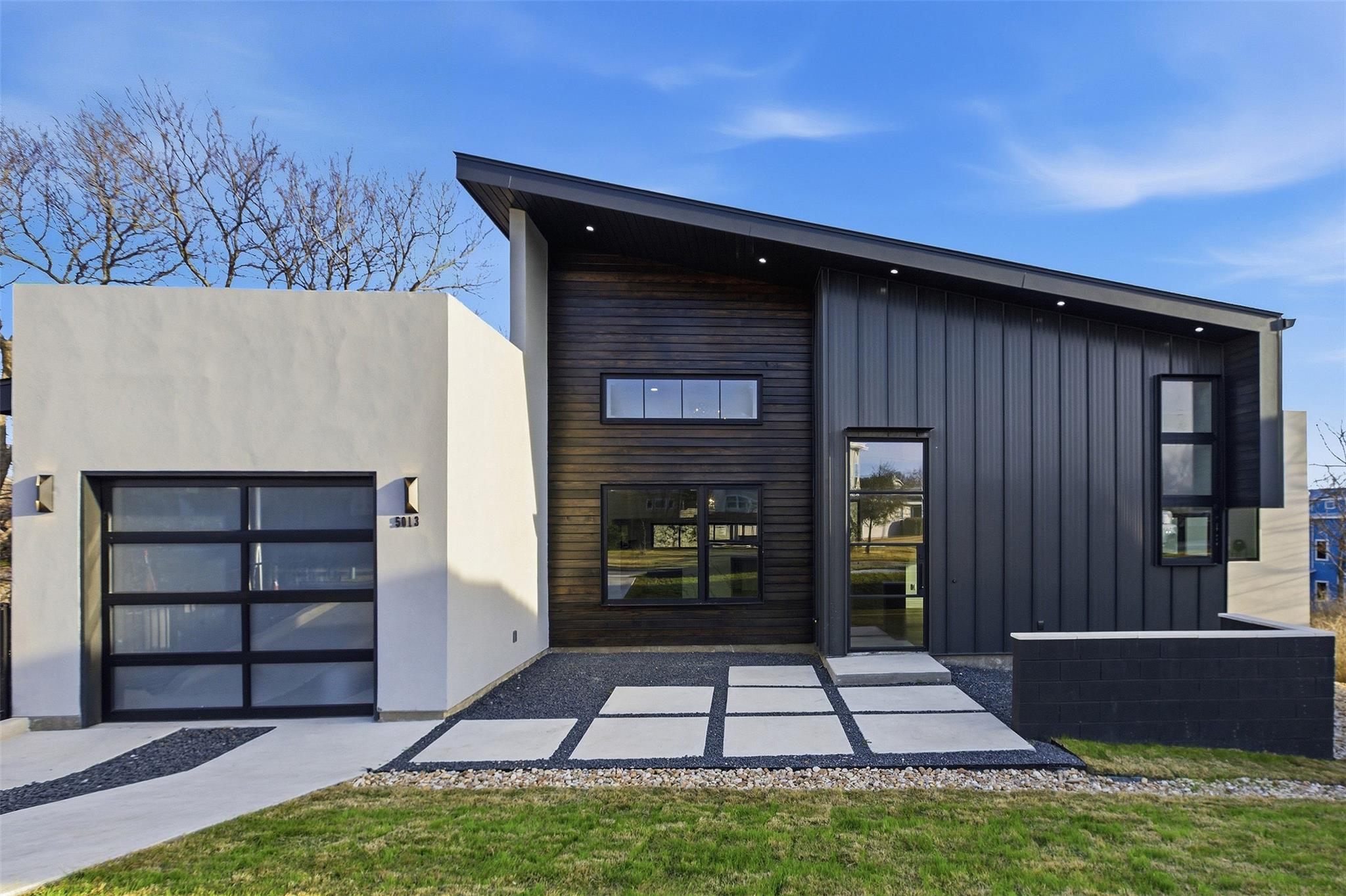 5013 Rob Scott, Austin, TX 78721 — photo 1