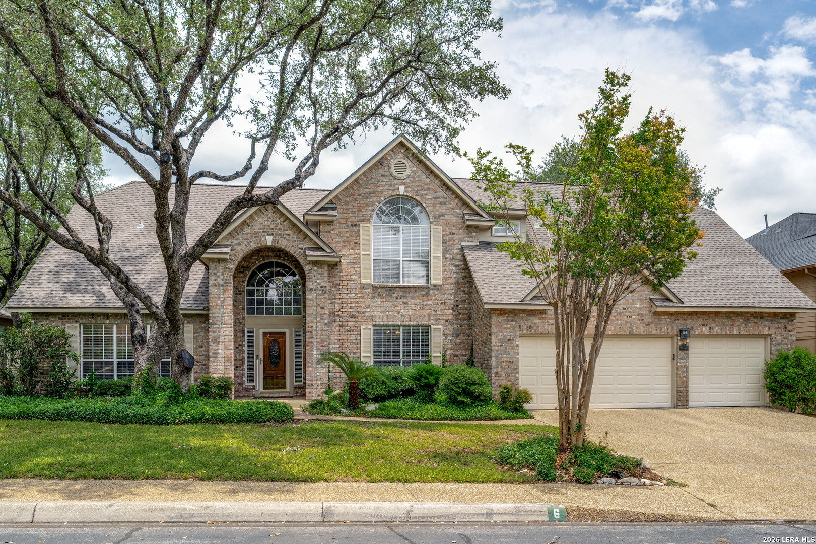 6 Rossridge, ,  78248 — photo 1