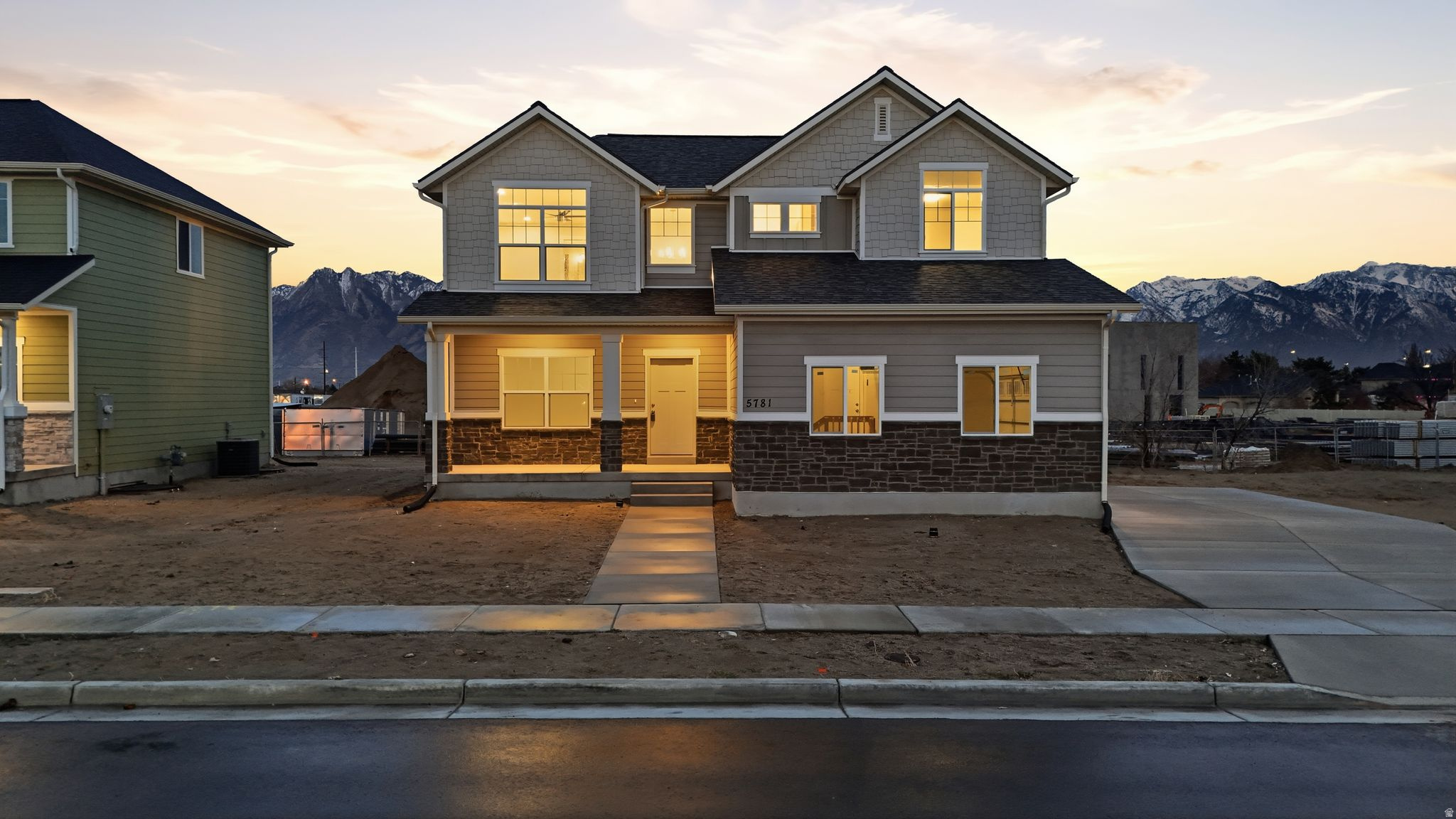 5781 S TRIPP LN, Murray, UT 84123 — photo 1