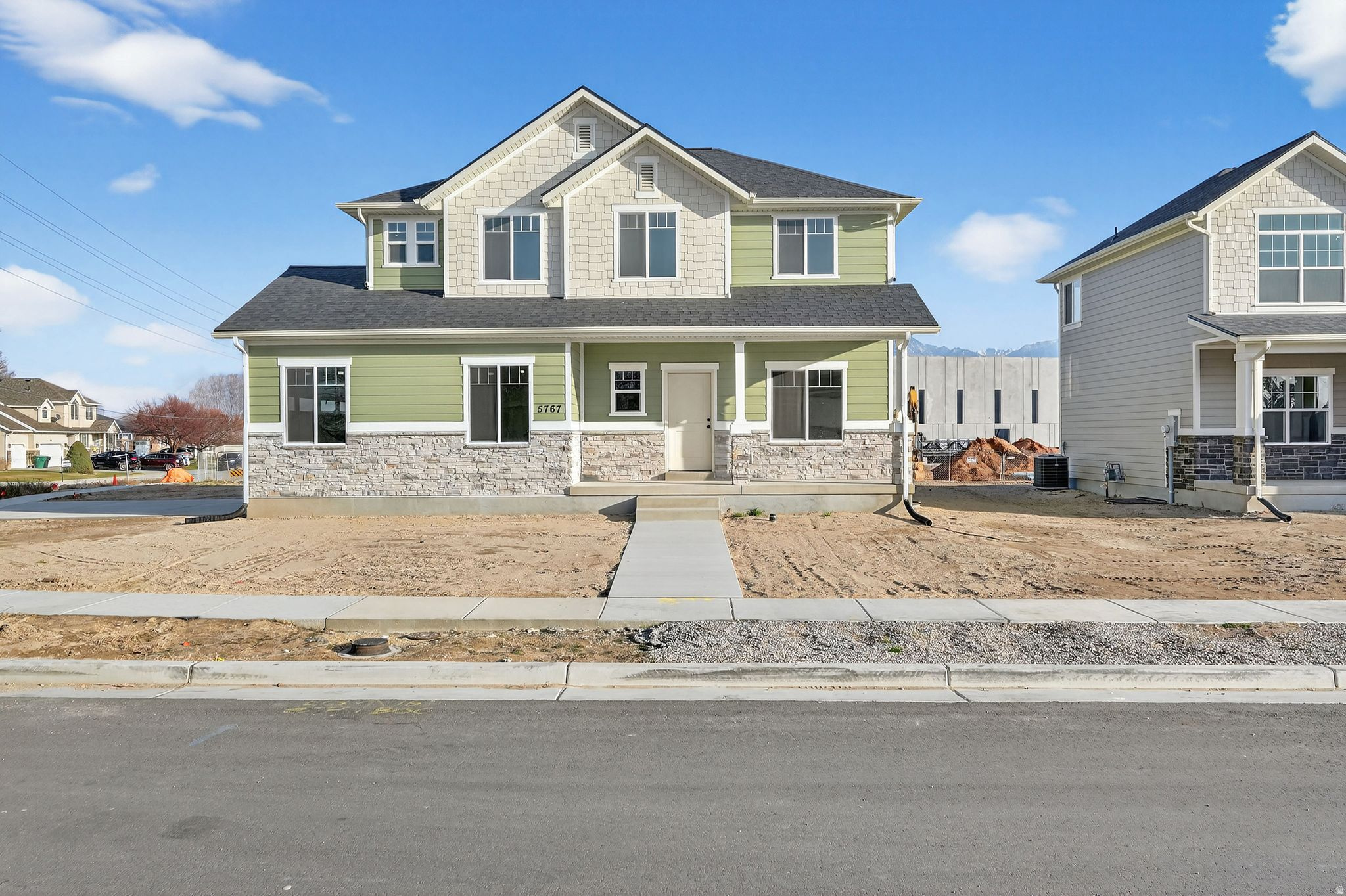 5767 S TRIPP LN, Murray, UT 84123 — photo 1