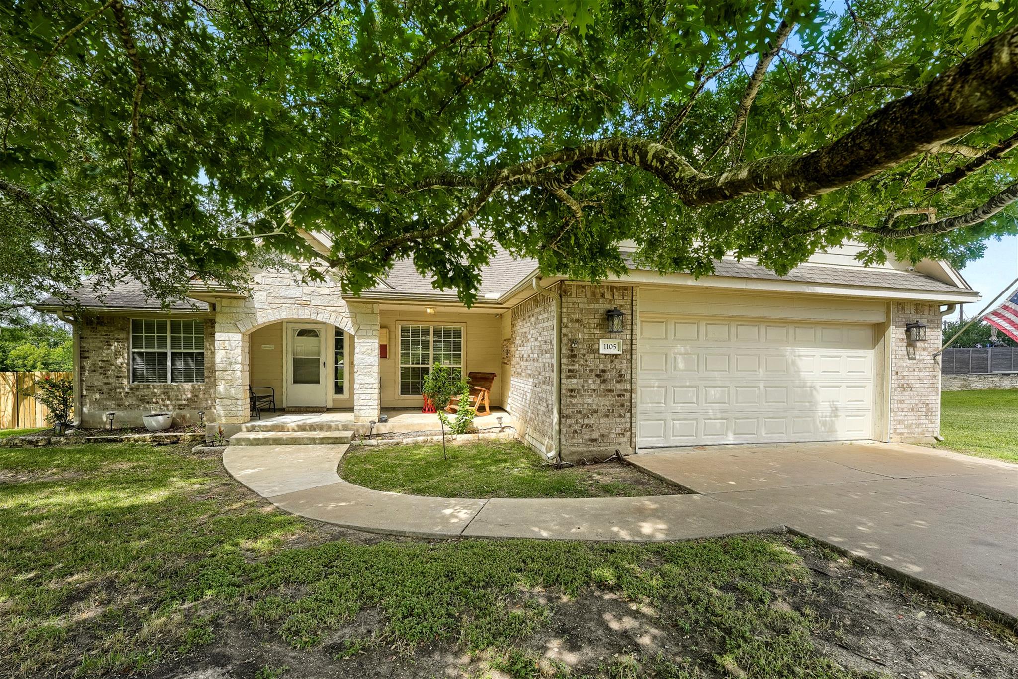 1105 2nd, Jarrell, TX 76537 — photo 1