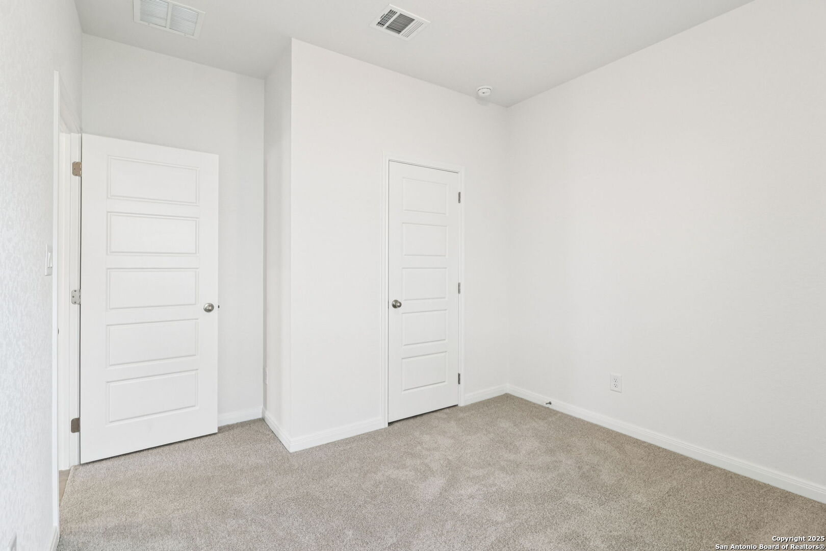 104 Shelton Pass, , 78108 — photo 1